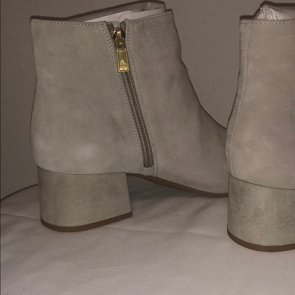 Kenneth Cole Road Stop Boots - Picture 3 of 5